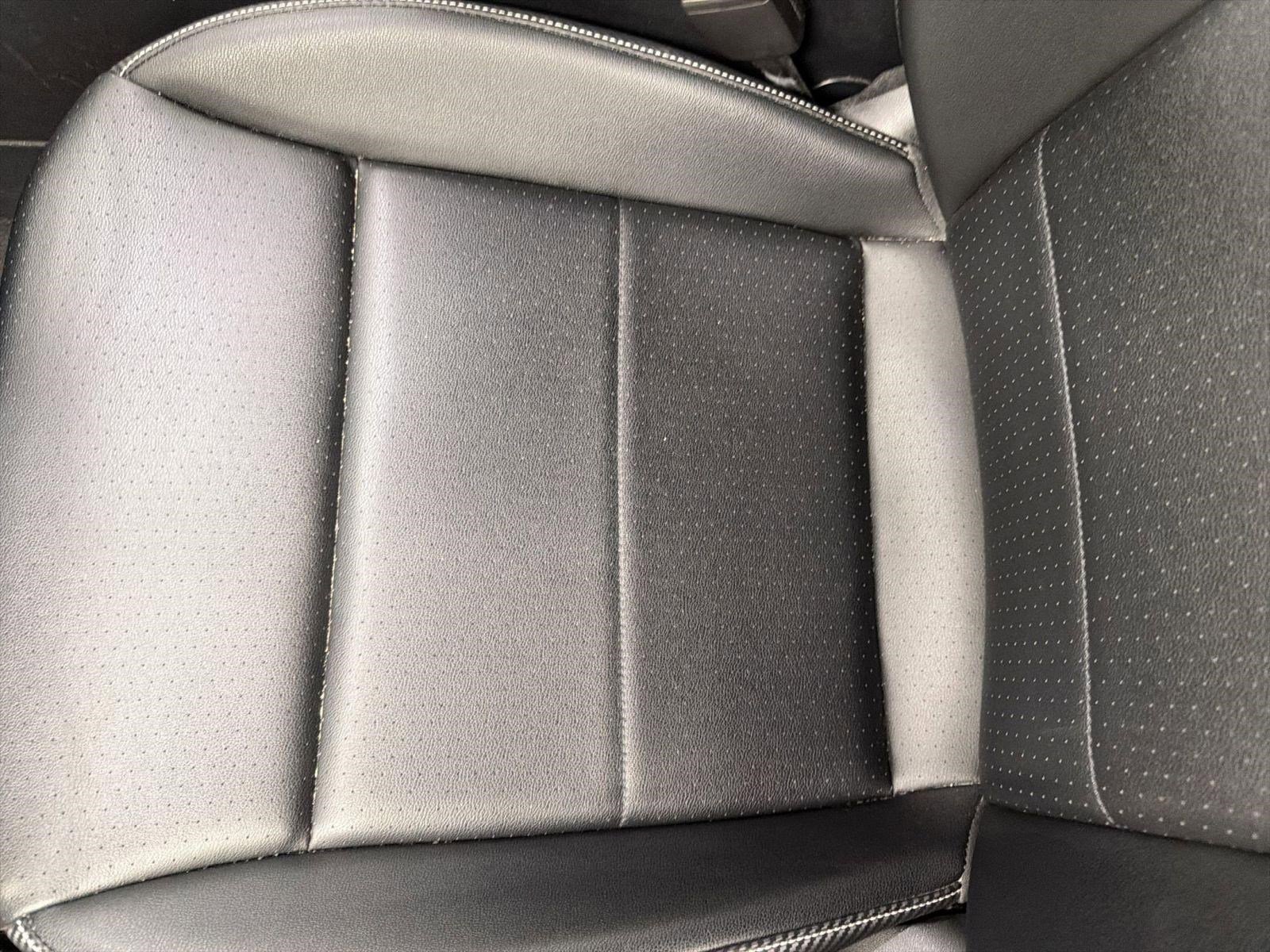 Used 2023 Volkswagen Atlas Cross Sport SE w/ Black Wheel Package image 17