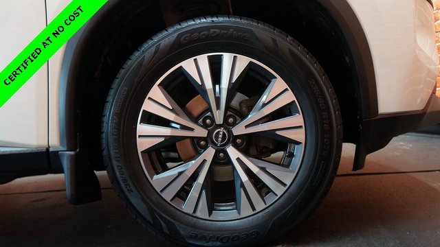 Used 2022 Nissan Rogue SV w/ SV Premium Package image 90