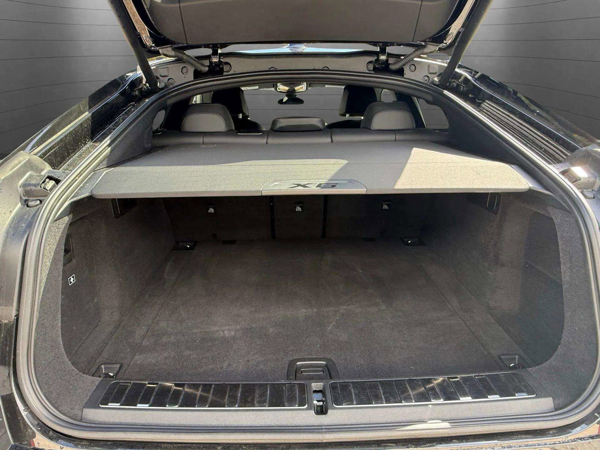 Used 2024 BMW X6 xDrive40i image 21