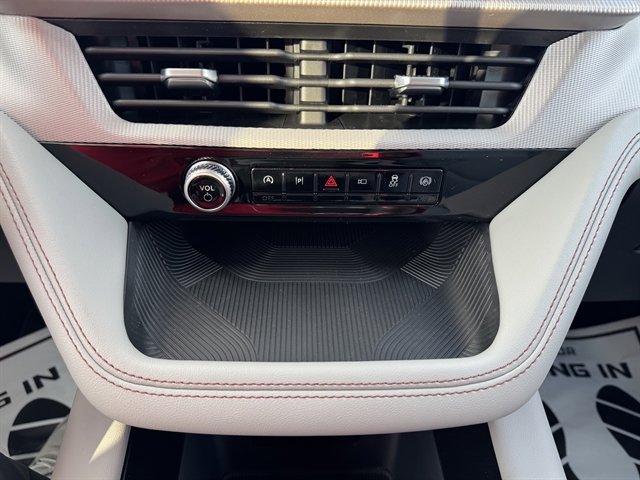 New 2026 Ford Explorer Active image 13