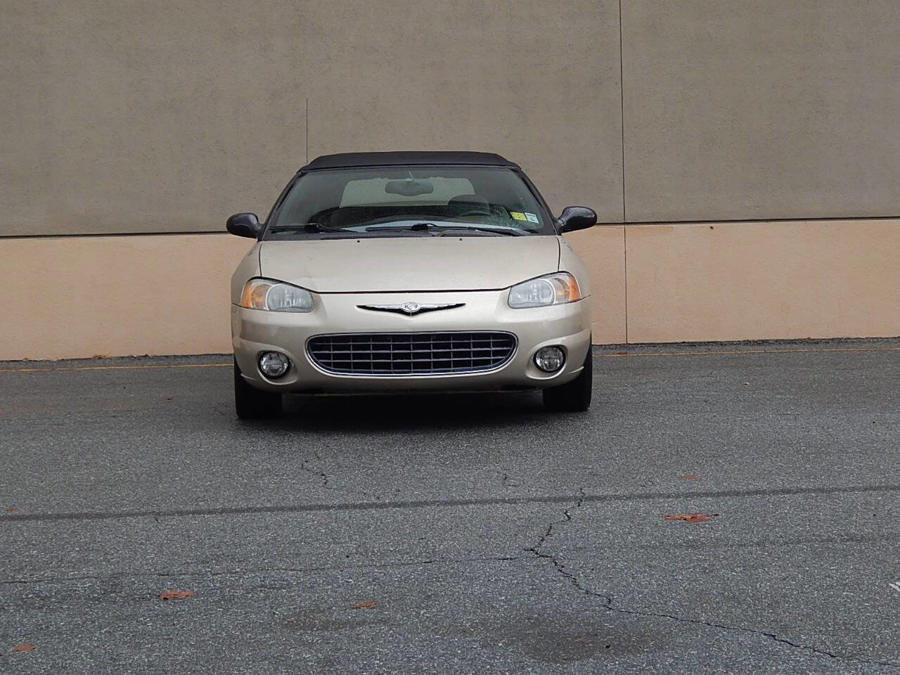 Used 2001 Chrysler Sebring LXi image 7