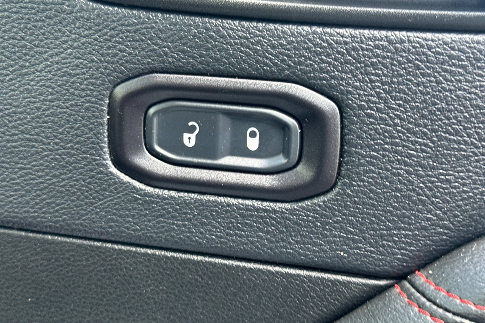 Used 2018 Jeep Wrangler Unlimited Rubicon AWD/4WD image 21