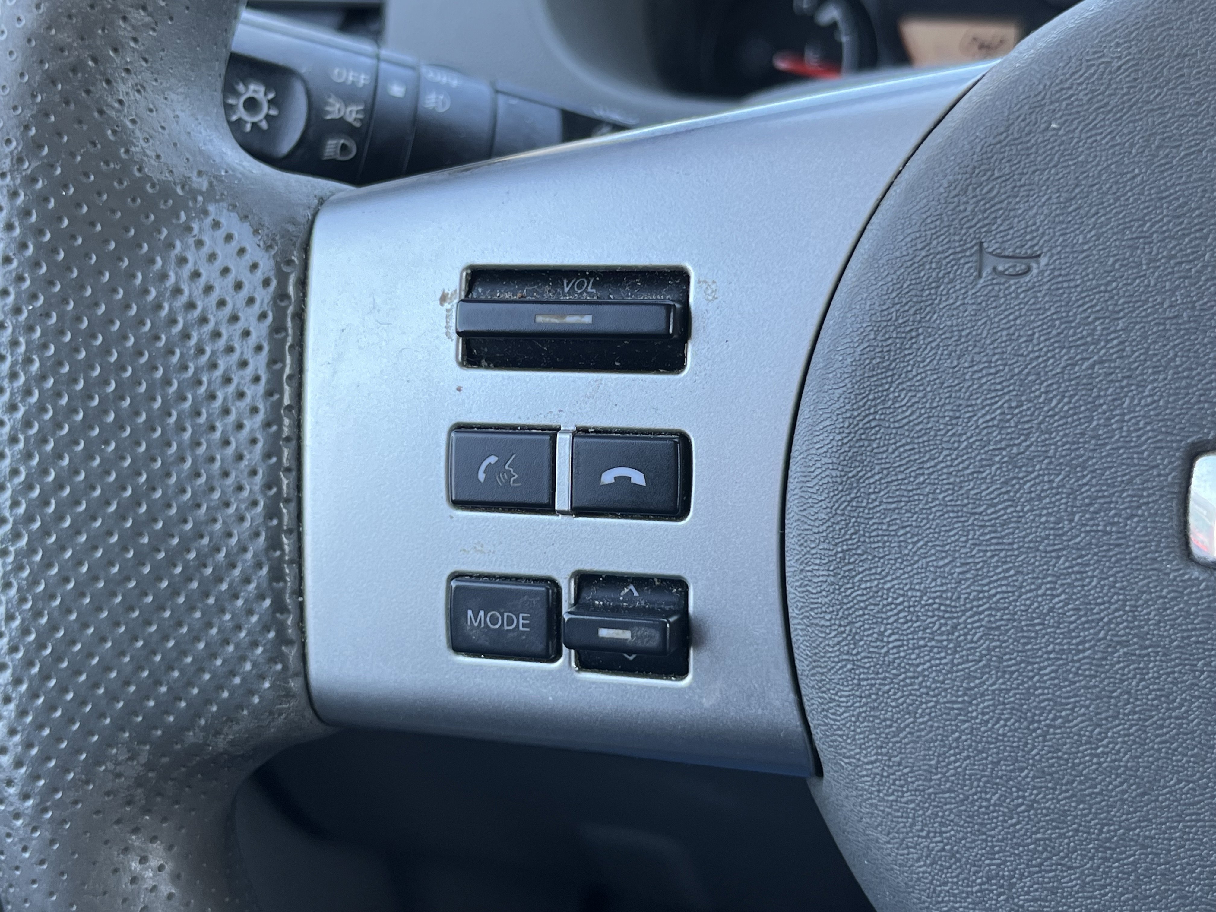 Used 2020 Nissan Frontier SV image 20