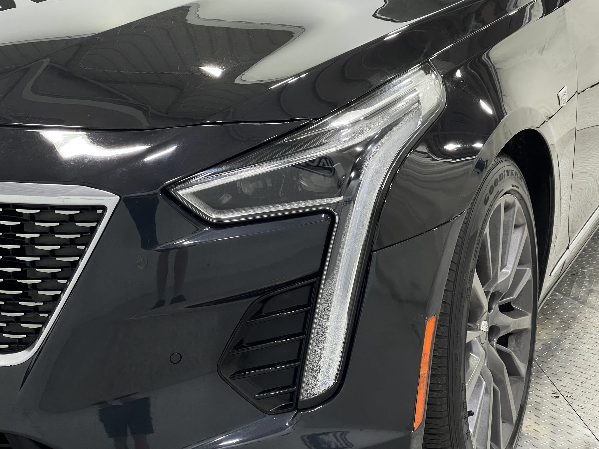 Used 2019 Cadillac CT6 Luxury AWD/4WD image 32