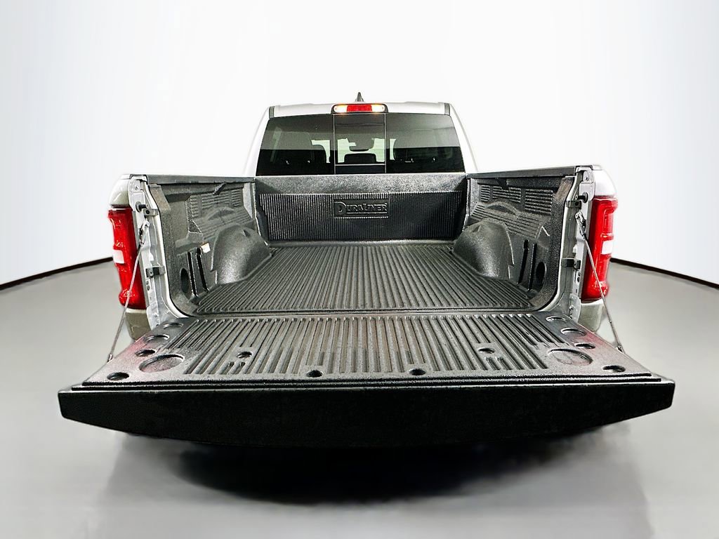 Used 2025 RAM 1500 Laramie image 37