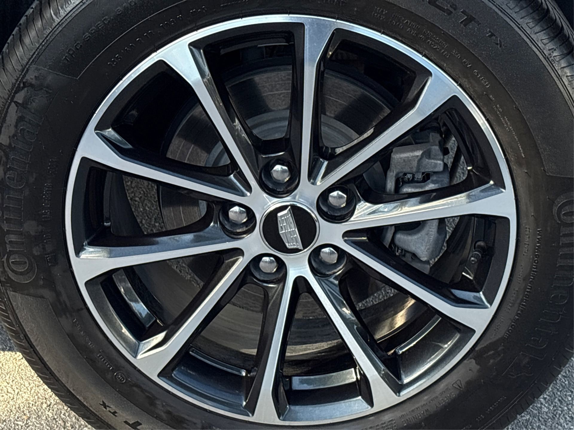 Certified 2024 Cadillac XT4 Sport image 15