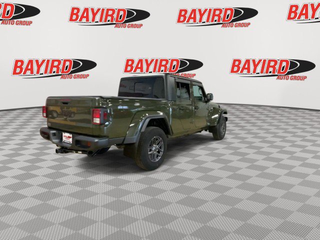 Used 2024 Jeep Gladiator Sport image 8