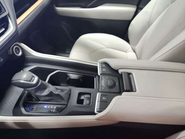 Used 2024 Toyota Grand Highlander Limited image 35