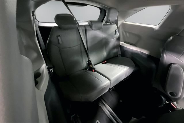 Used 2023 Toyota Sienna XLE AWD/4WD image 24