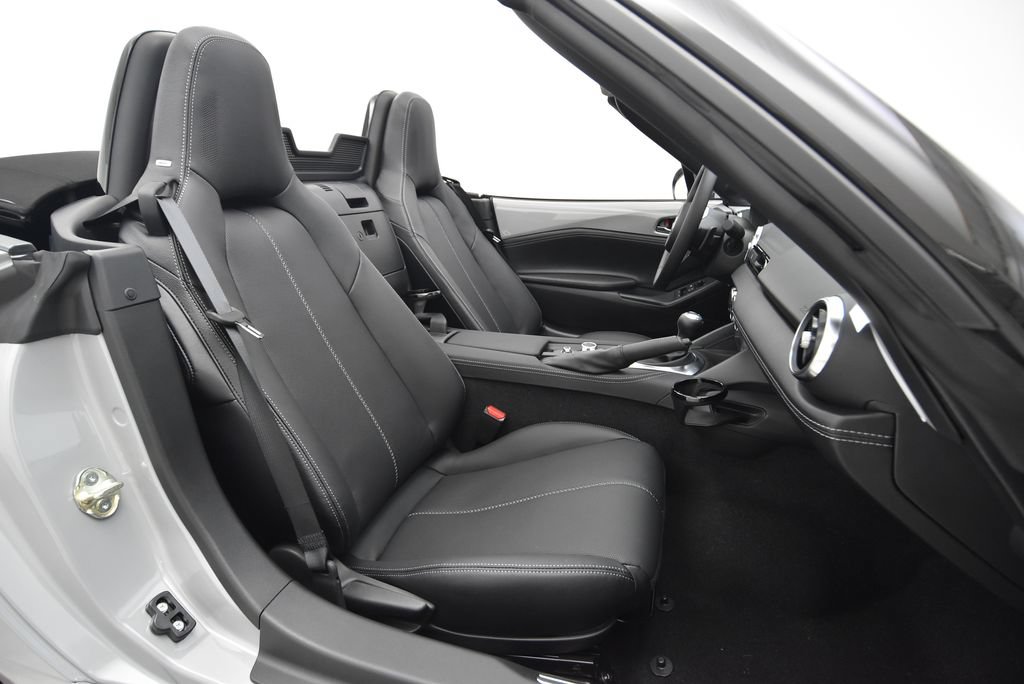 New 2026 MAZDA MX-5 Miata Grand Touring w/ Weather Package RWD image 27
