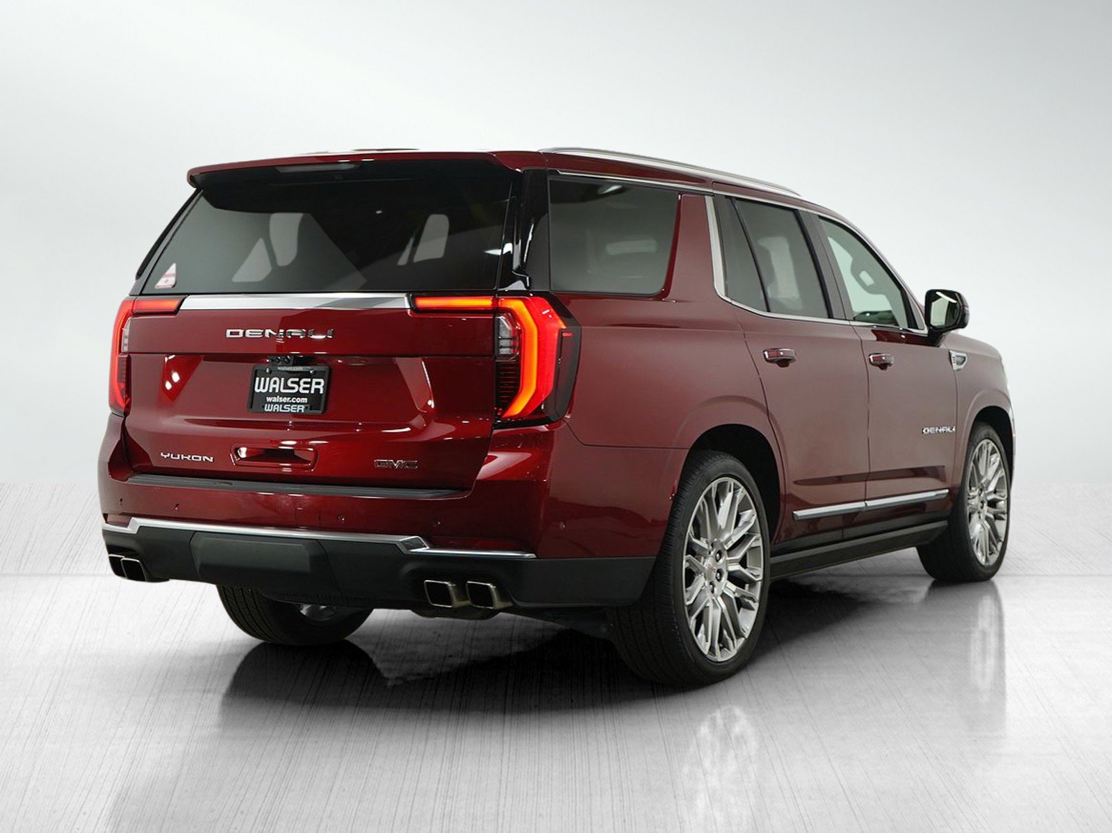 Used 2025 GMC Yukon Denali AWD/4WD image 5