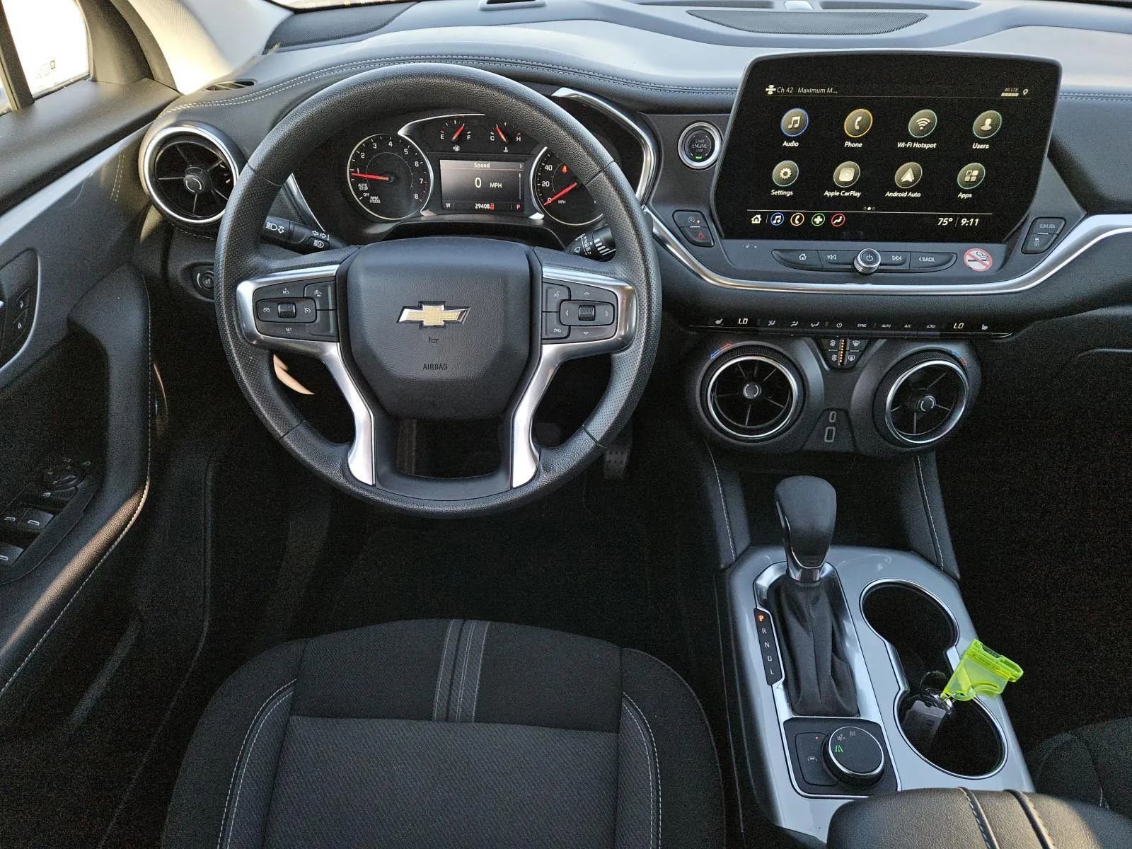 Used 2025 Chevrolet Blazer LT image 9