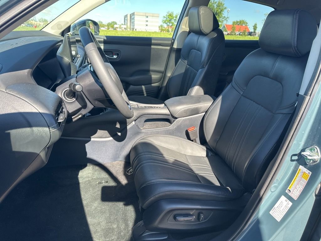 Used 2024 Honda HR-V EX-L image 15