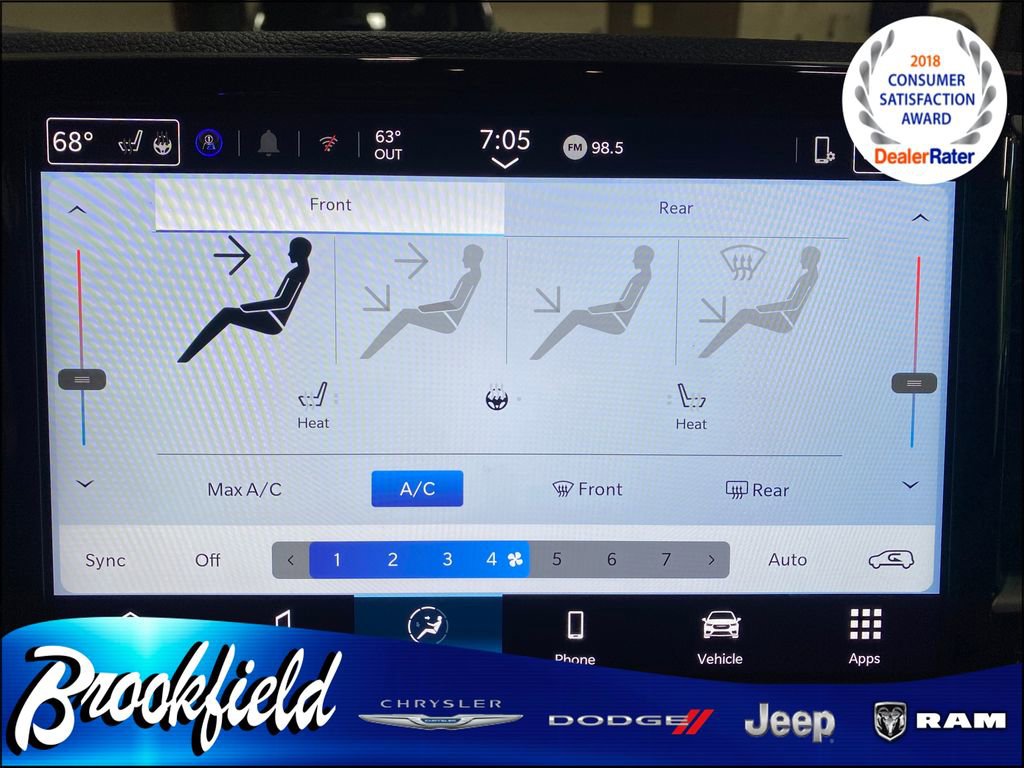 New 2026 Chrysler Pacifica Select image 21