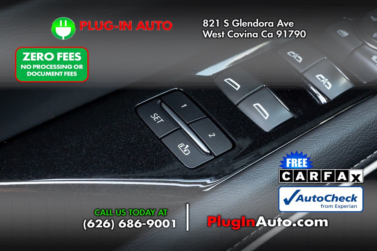 Used 2023 Cadillac Escalade Sport w/ Touring Package AWD/4WD image 28
