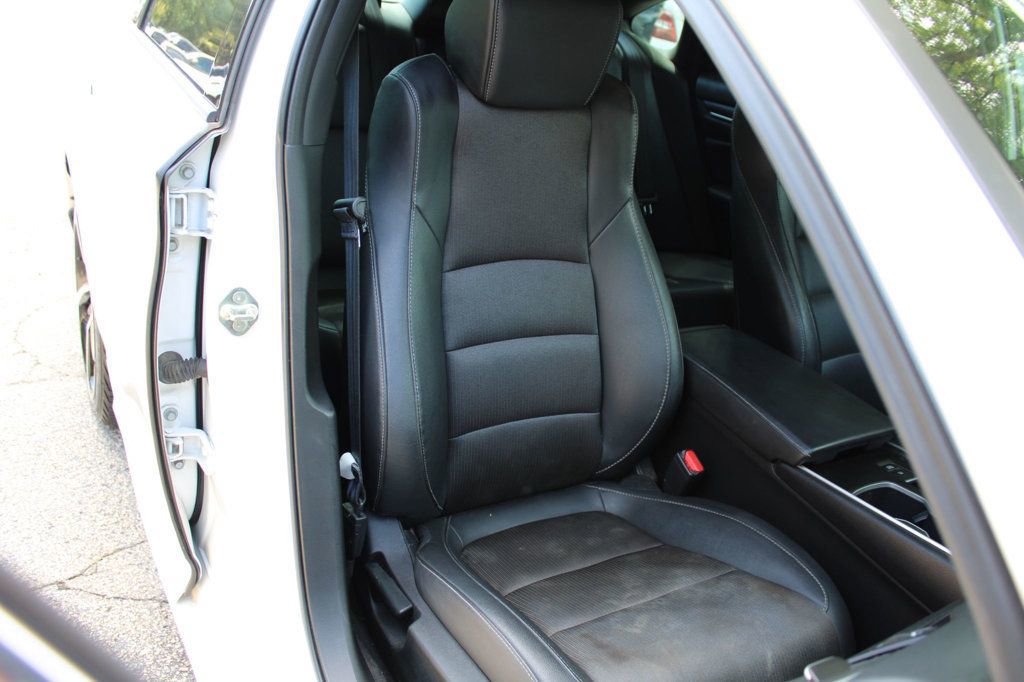Used 2019 Honda Accord Sport image 30