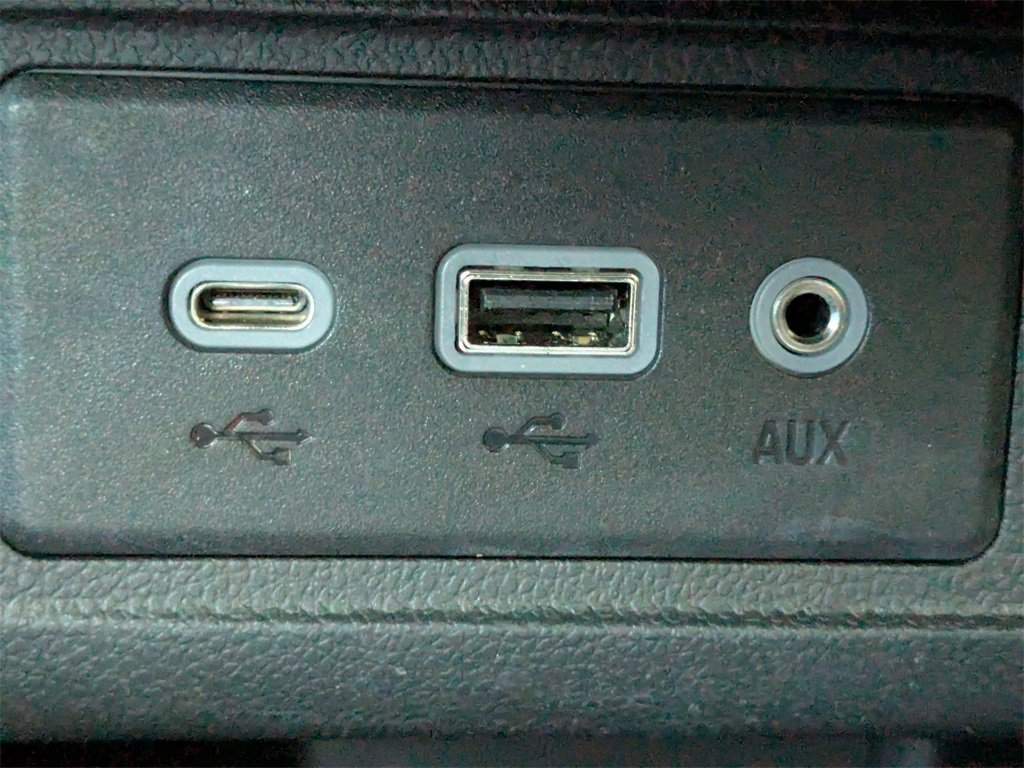 Used 2023 Buick Encore GX Preferred w/ Cold Weather Comfort Package image 22