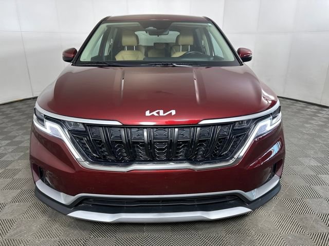 Used 2023 Kia Carnival LX image 8