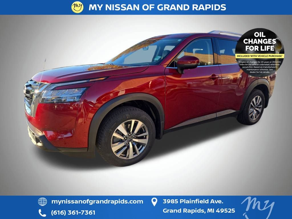 Used 2023 Nissan Pathfinder SL image 7