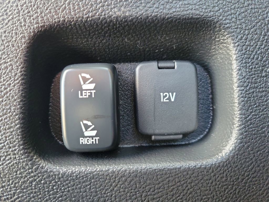 Used 2024 Ford Edge SEL w/ Convenience Package AWD/4WD image 9