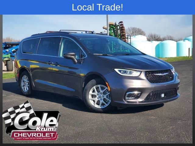 Used 2022 Chrysler Pacifica Touring-L image 1