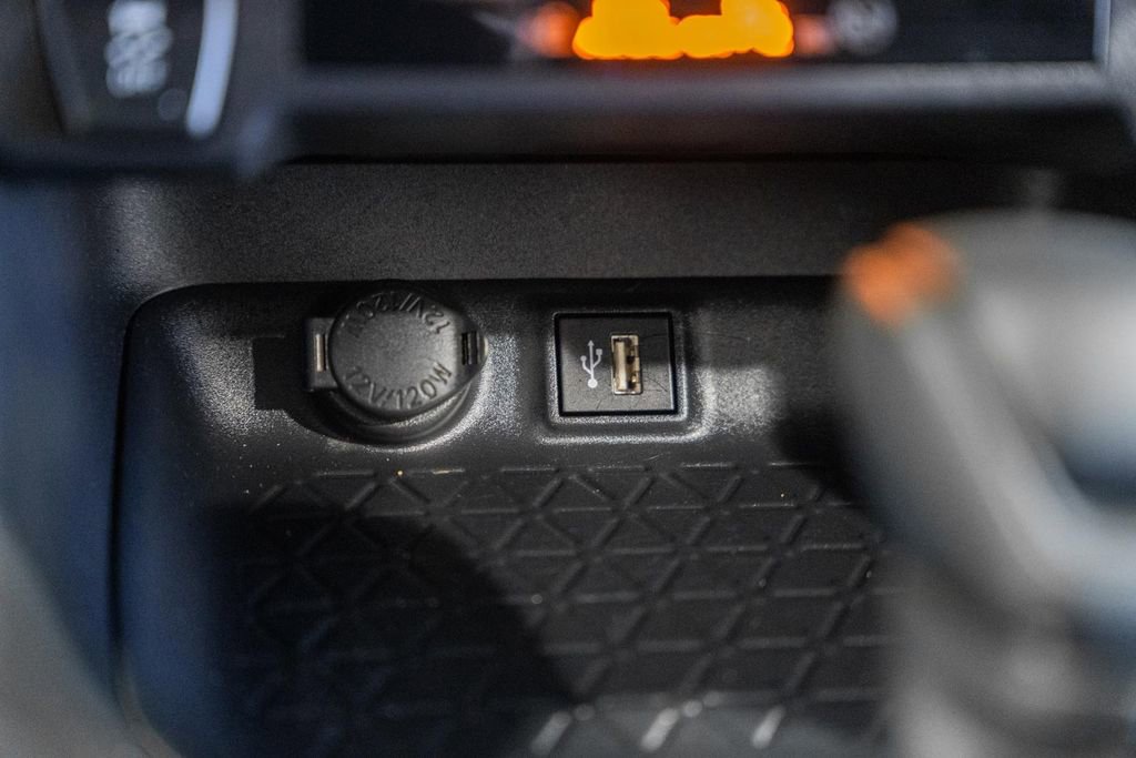 Used 2025 Toyota RAV4 LE image 21