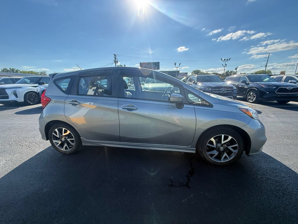 Used 2015 Nissan Versa Note SR w/ Interior Illumination Package FWD image 2