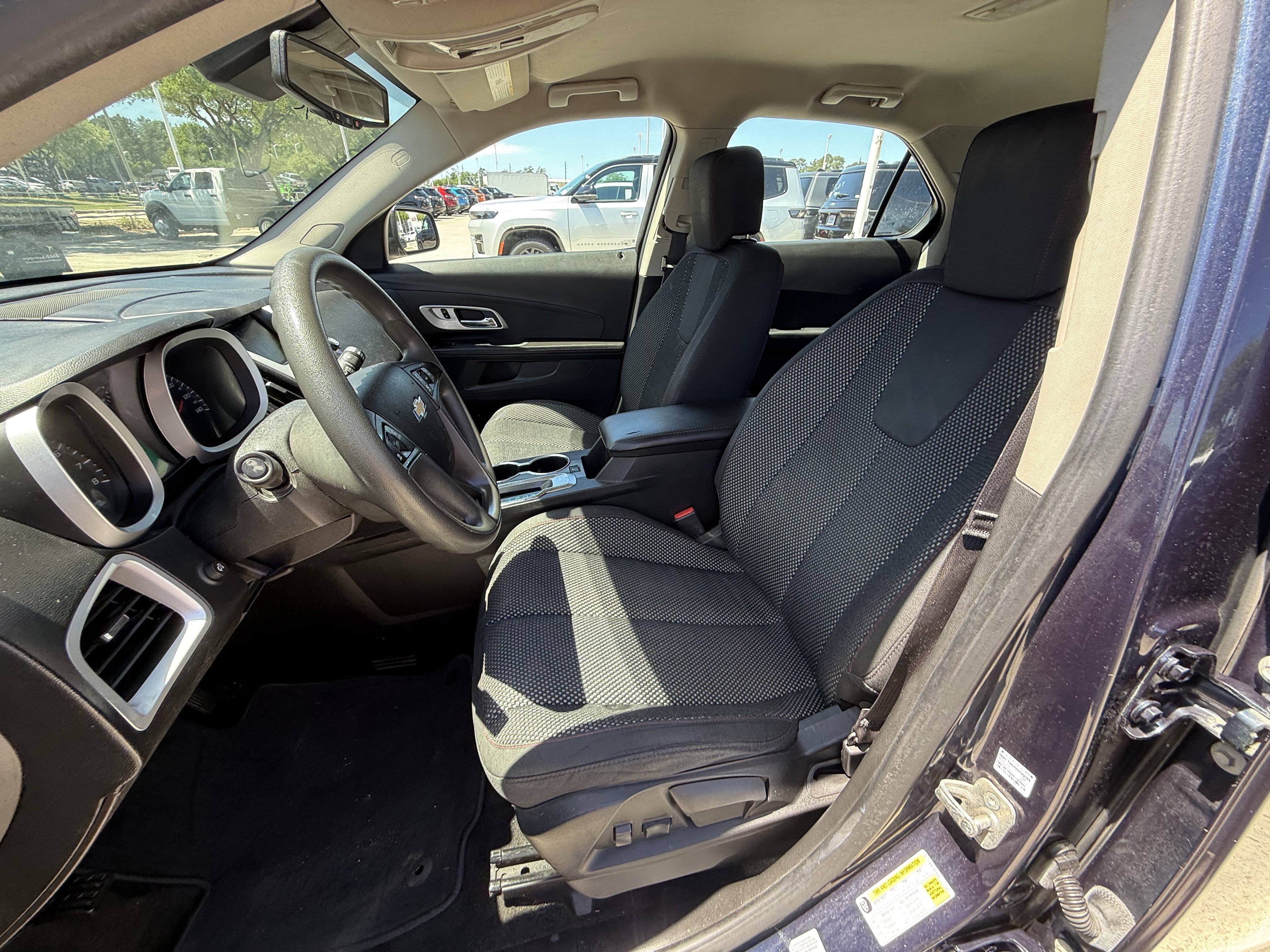 Used 2016 Chevrolet Equinox LS FWD image 24