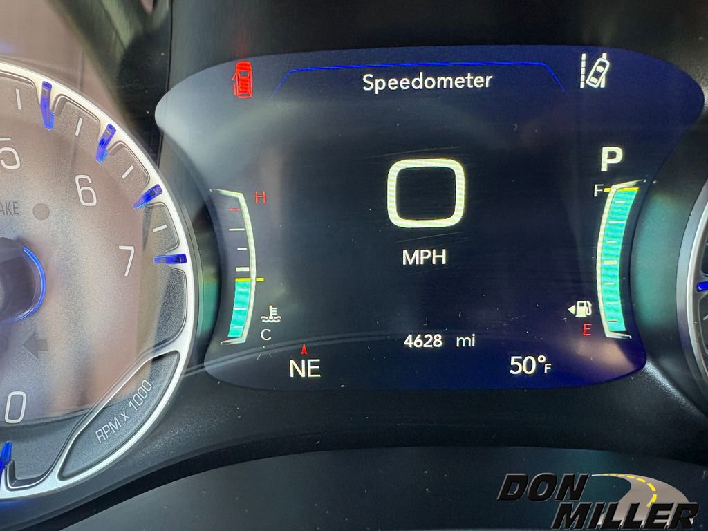 New 2026 Chrysler Pacifica Select image 16