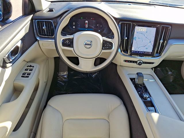 Used 2024 Volvo S60 B5 Core image 14