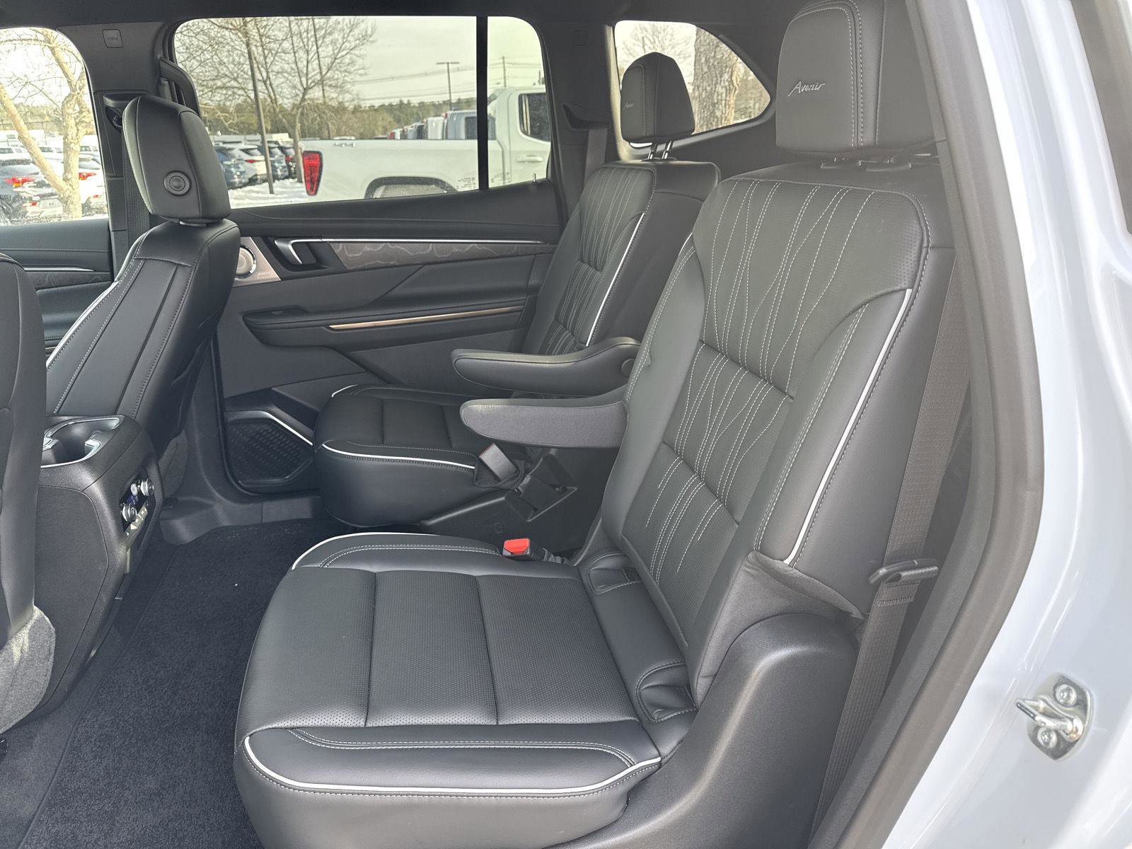 New 2026 Buick Enclave Avenir image 14