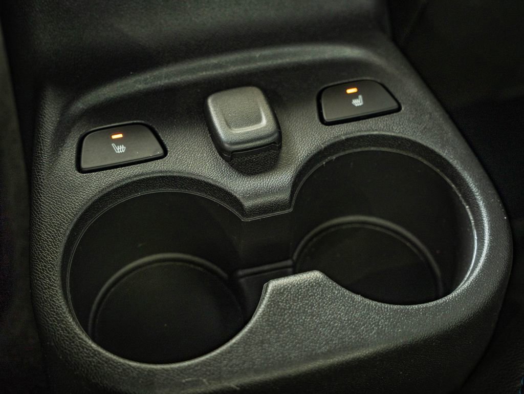 Used 2017 Chevrolet Volt Premier w/ Driver Confidence II Package FWD image 43