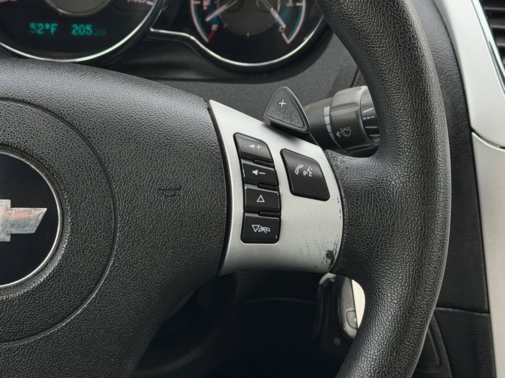 Used 2010 Chevrolet Malibu LT image 15