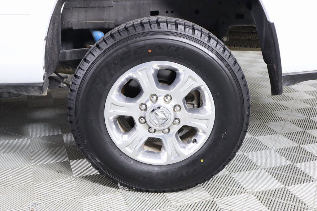 Used 2024 RAM 2500 Big Horn w/ Off Road Package AWD/4WD image 17