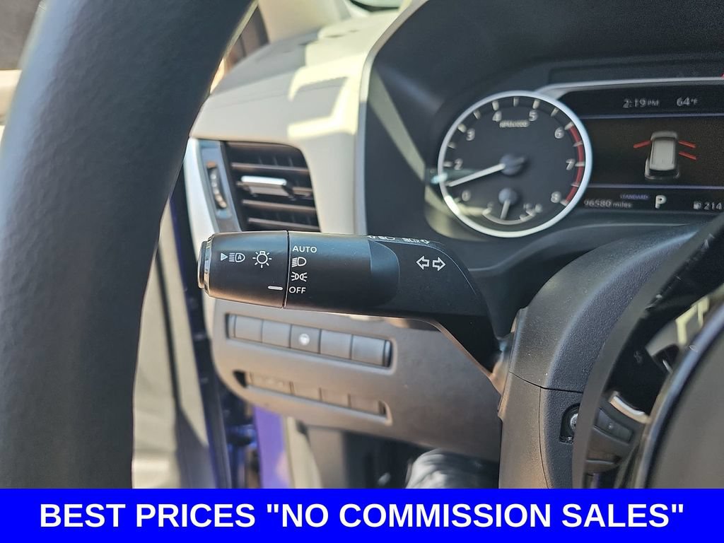 Used 2023 Nissan Rogue SV FWD image 24