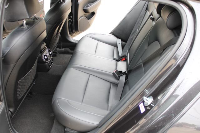 Used 2020 Kia Stinger GT-Line RWD image 38