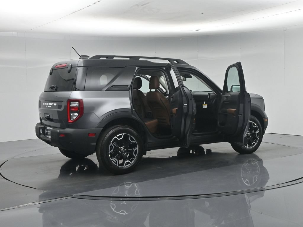 New 2026 Ford Bronco Sport Outer Banks w/ Outer Banks Tech Package+ AWD/4WD image 5