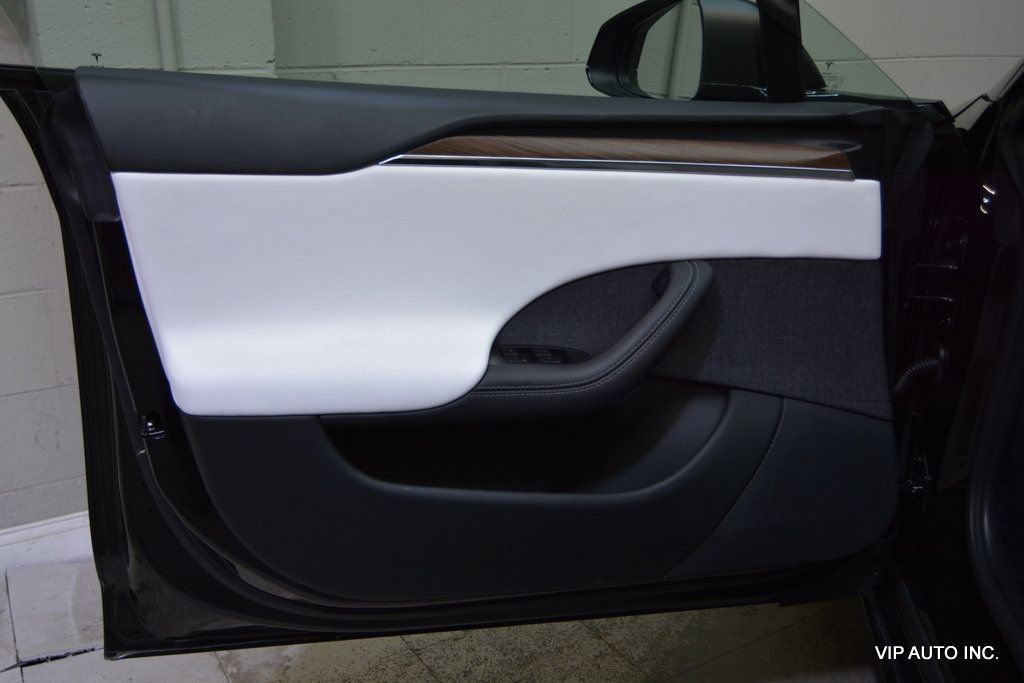 Used 2022 Tesla Model S Plaid AWD/4WD image 7