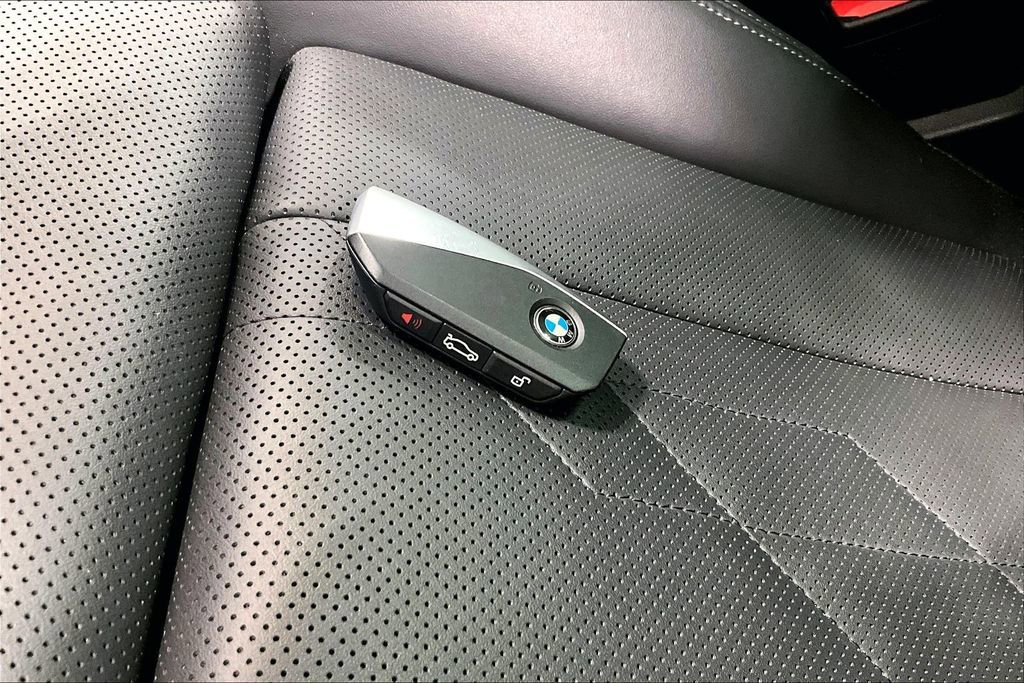 Used 2025 BMW X3 xDrive30i image 10