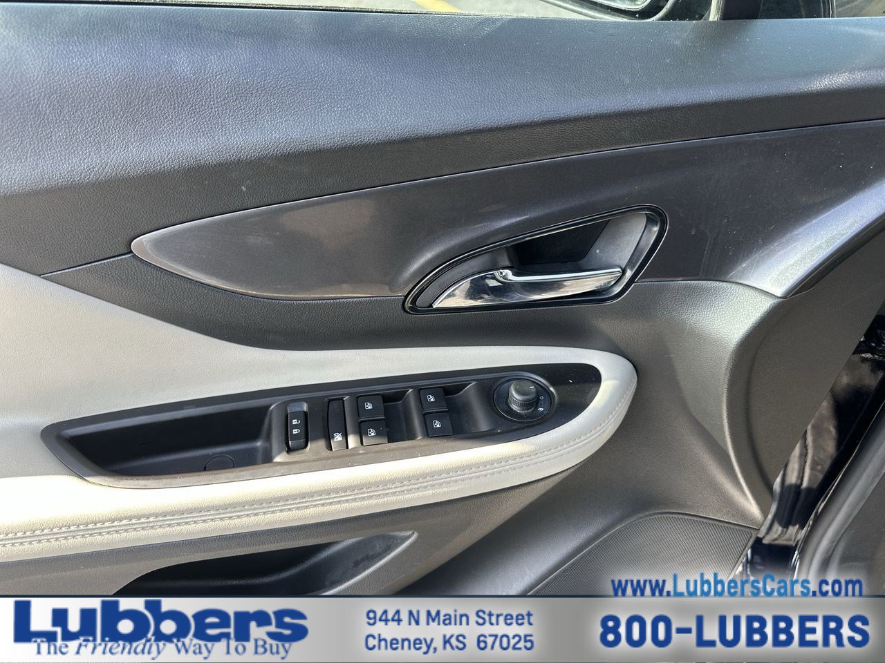 Used 2021 Buick Encore Preferred image 13