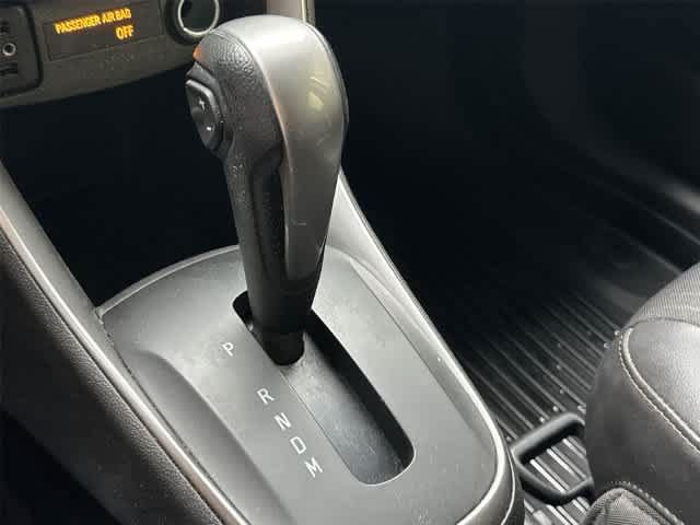Used 2021 Chevrolet Trax LT w/ Sport Edition AWD/4WD image 17