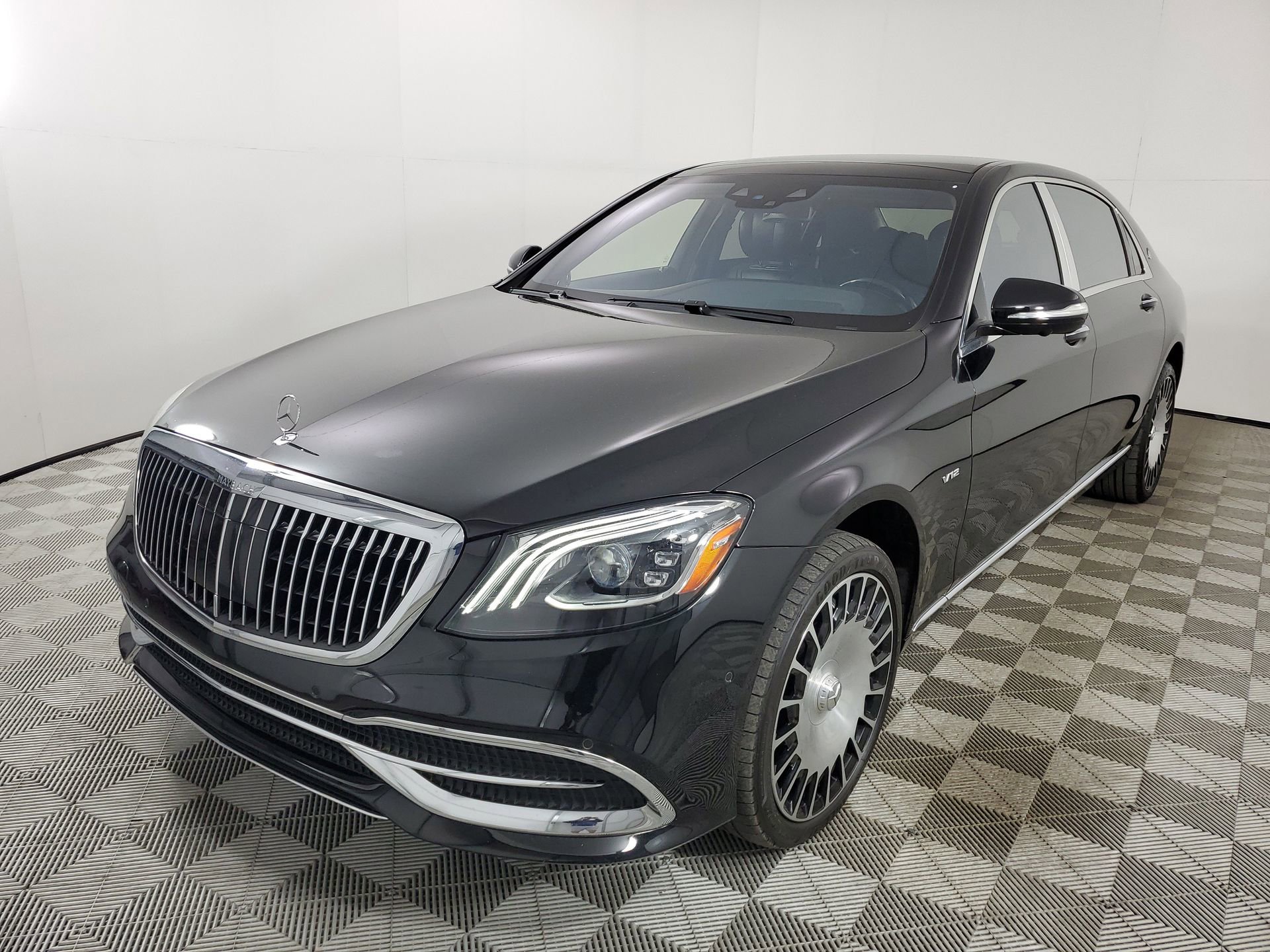 Used 2019 Mercedes-Benz Maybach S 650 image 4