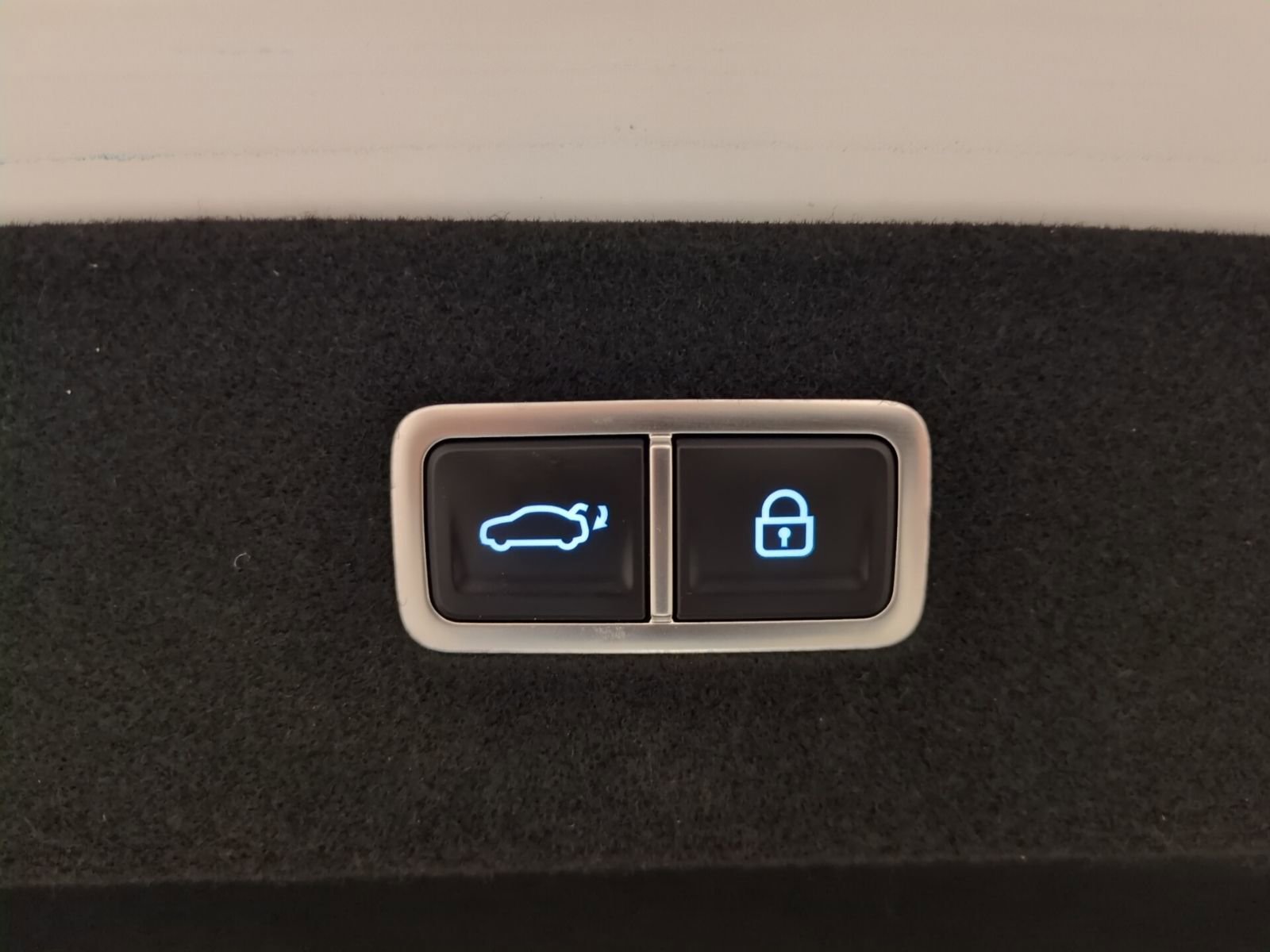 Used 2023 Genesis G90 3.5T image 13