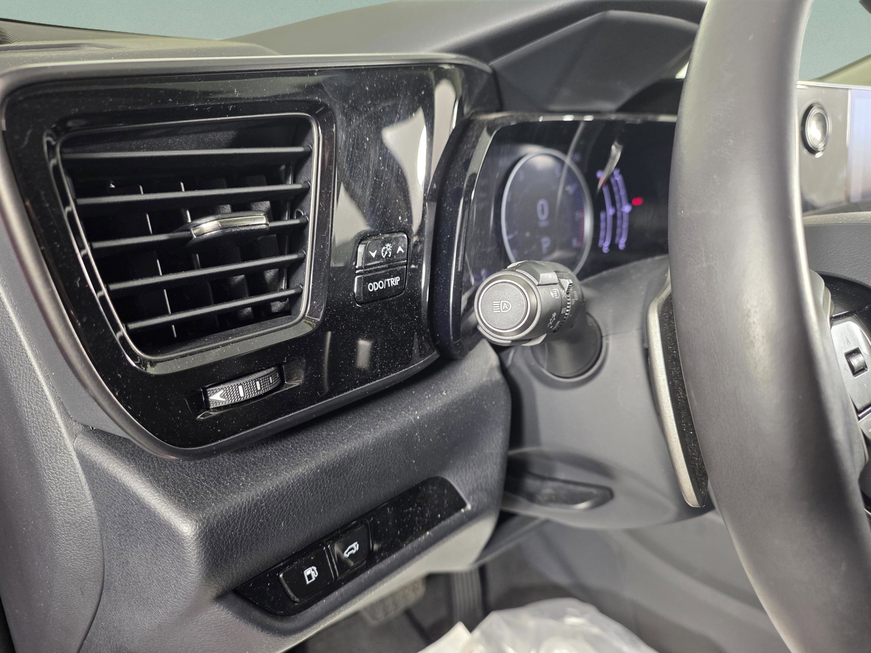 Certified 2025 Lexus NX 250 FWD image 19