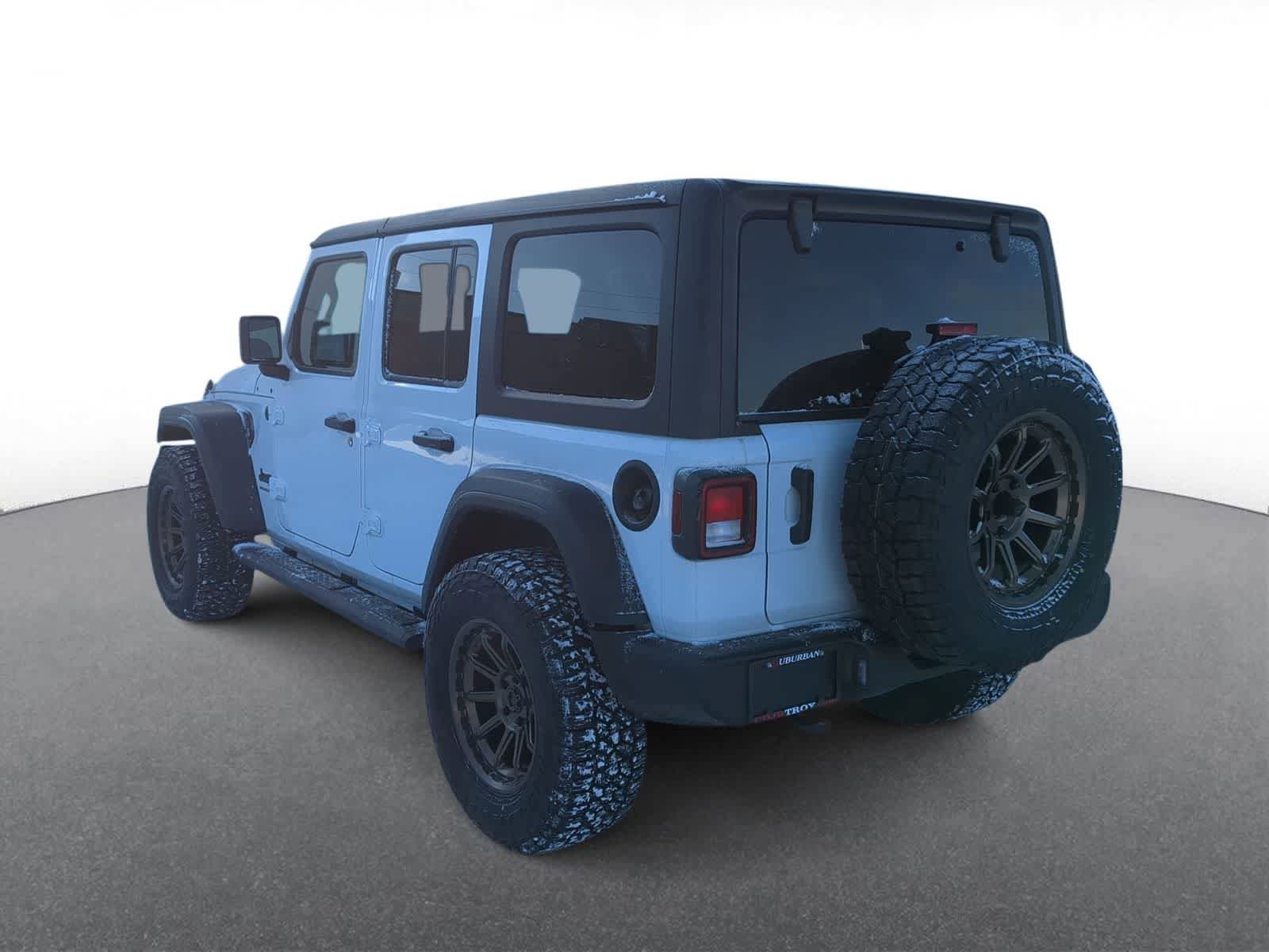 Used 2026 Jeep Wrangler Sport AWD/4WD image 6