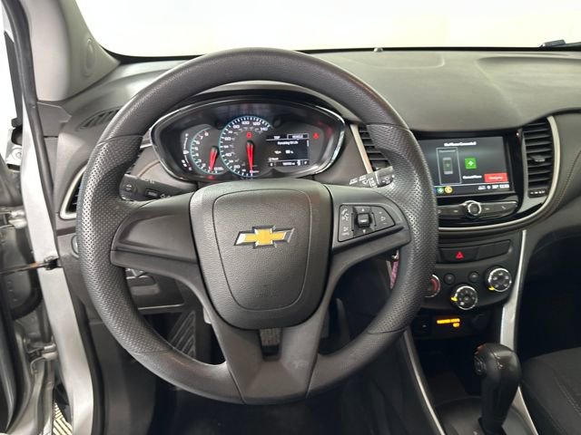 Used 2018 Chevrolet Trax LS image 14