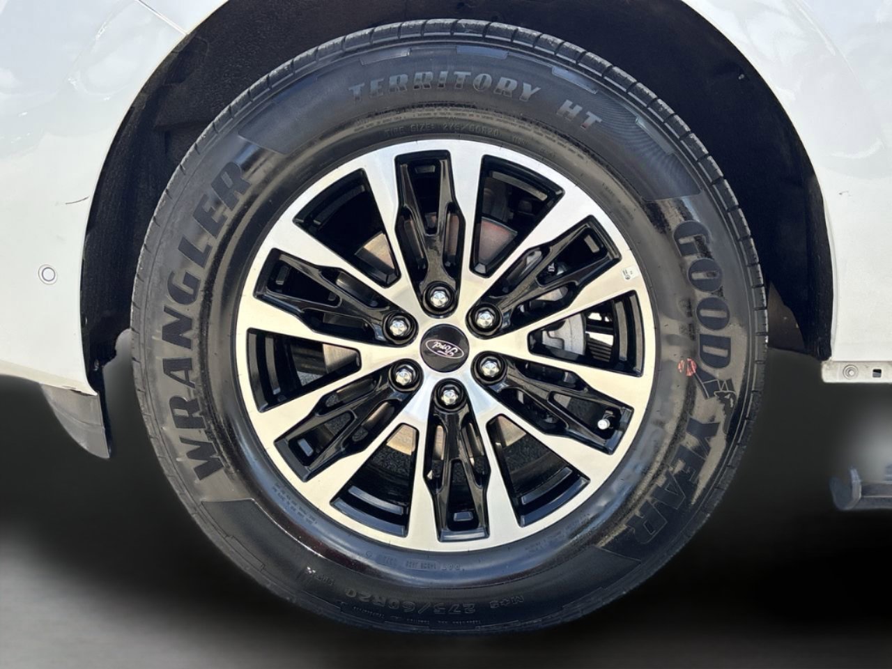 Certified 2025 Ford Expedition Platinum AWD/4WD image 35