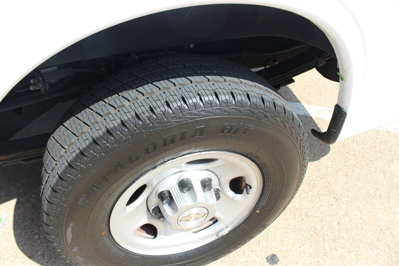 Used 2021 Chevrolet Express 2500 Extended w/ Driver Convenience Package RWD image 29
