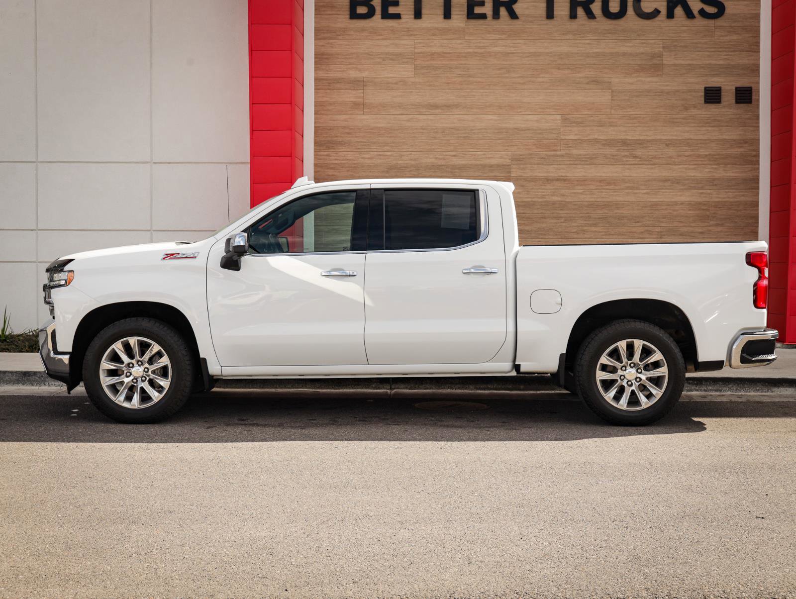Used 2019 Chevrolet Silverado 1500 LTZ w/ LTZ Plus Package AWD/4WD image 7