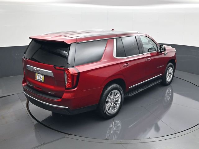 Used 2024 GMC Yukon SLT w/ SLT Luxury Package image 18